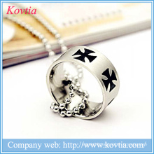 Wholesale jewelry price metal O cross ring rhodium titanium steel ring